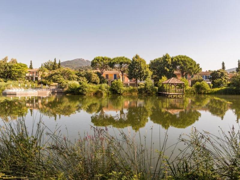 Les Restanques Maison Du Lac 4 Chambres Grimaud Exteriér fotografie