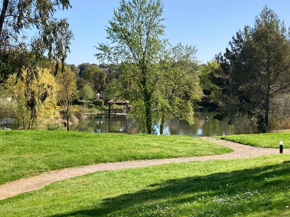 Les Restanques Maison Du Lac 4 Chambres Grimaud Exteriér fotografie